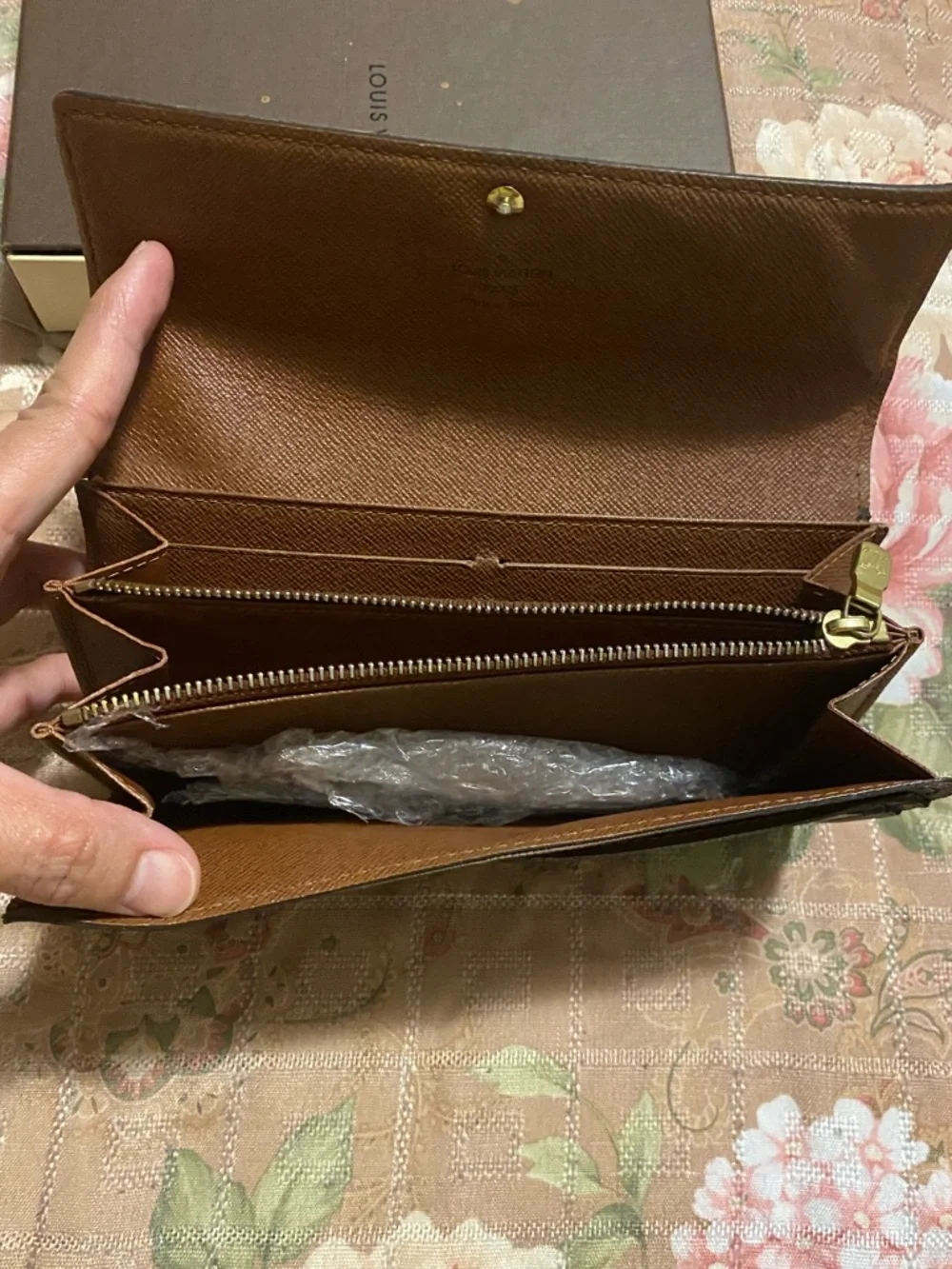 Louis Vuitton Monogram Continental Wallet in Brown and Gold - Picture 4 of 14